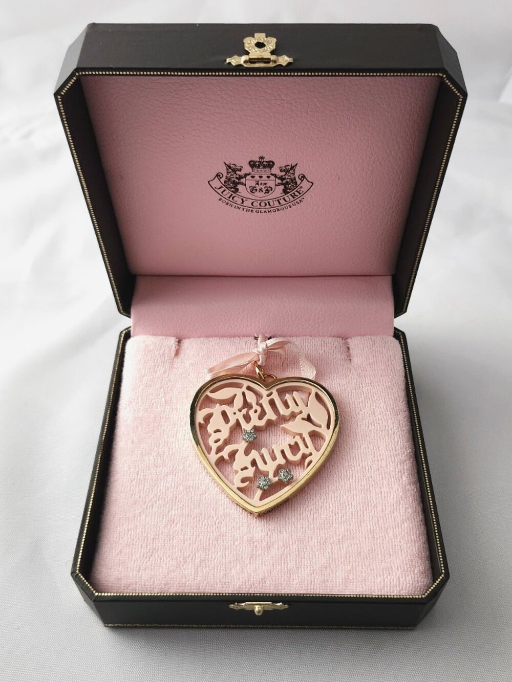 Juicy Couture Pendant